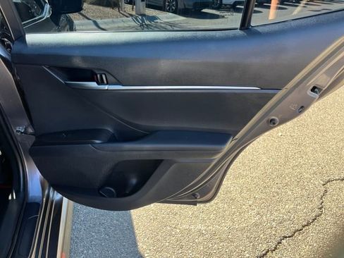 Used 2021 Toyota Camry SE w/ TRD Appearance Package (TMS) image 14