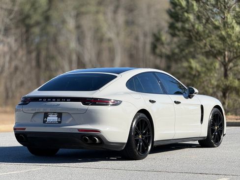 Used 2018 Porsche Panamera 4S image 10