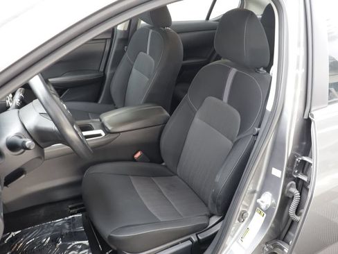 Used 2023 Nissan Sentra SV FWD image 13