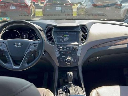 Used 2018 Hyundai Santa Fe Sport w/ 2.0T Ultimate Tech Package 05 AWD/4WD image 30