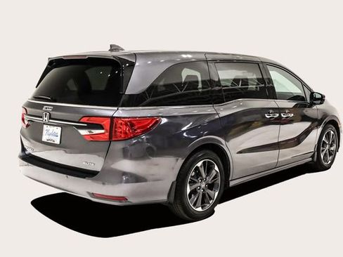 Used 2023 Honda Odyssey Elite image 6