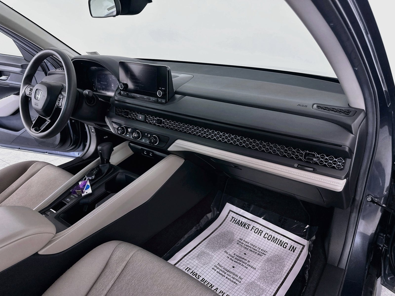 Used 2024 Honda Accord LX image 29