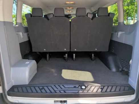 Used 2018 Ford Transit 350 XLT RWD image 32