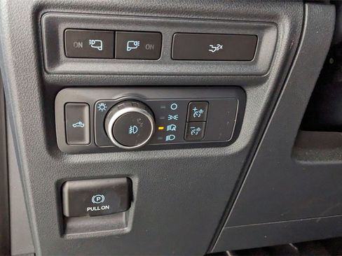 Certified 2022 Ford F150 XLT w/ Equipment Group 302A High image 22