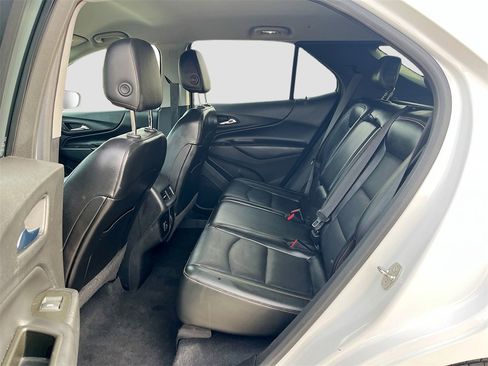 Used 2020 Chevrolet Equinox Premier w/ Premier Redline Edition image 23