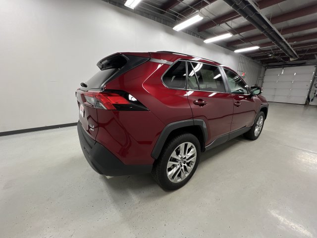 Certified 2019 Toyota RAV4 XLE Premium w/ Cold Weather Package AWD/4WD image 8