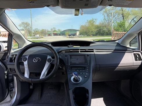 Used 2010 Toyota Prius Four image 10