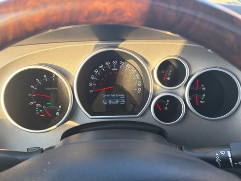 Used 2010 Toyota Sequoia Platinum image 11