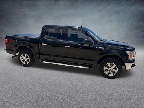 Used 2018 Ford F150 XLT w/ Equipment Group 302A Luxury AWD/4WD image 9