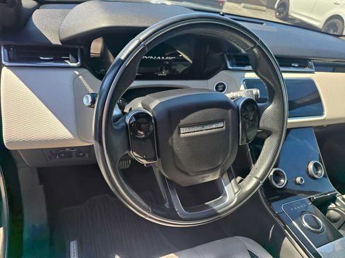 Used 2019 Land Rover Range Rover Velar R-Dynamic SE AWD/4WD image 27