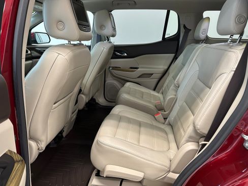 Used 2018 GMC Acadia Denali w/ Technology Package image 12