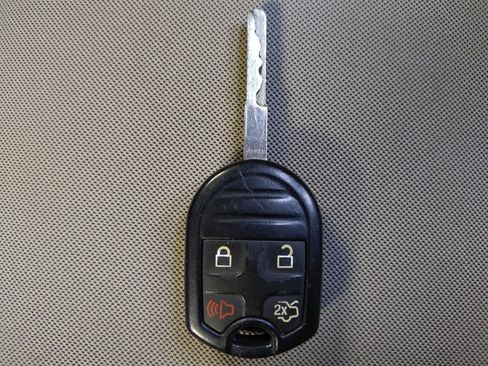 Used 2018 Ford Fiesta SE w/ Cold Weather Package image 32