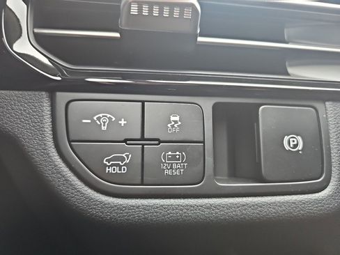 New 2026 Kia Niro EX image 10