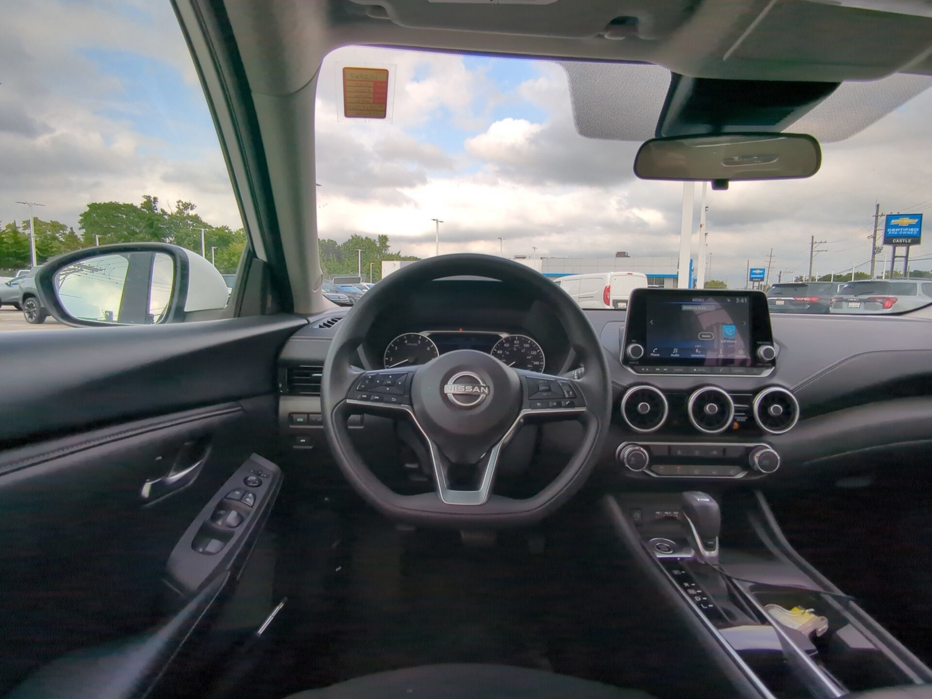Used 2024 Nissan Sentra SV FWD image 13