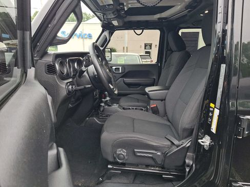 Used 2021 Jeep Wrangler Unlimited Sport AWD/4WD image 13