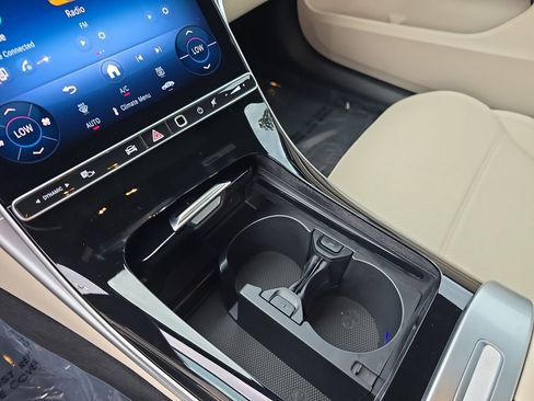 New 2025 Mercedes-Benz C 300 Sedan image 24
