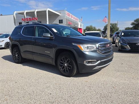 Used 2019 GMC Acadia SLT image 2
