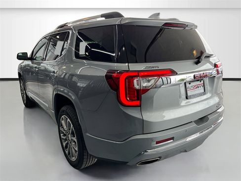 Used 2023 GMC Acadia Denali w/ Denali Technology Package image 5