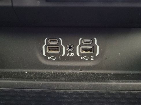 Used 2024 RAM 1500 Laramie image 21