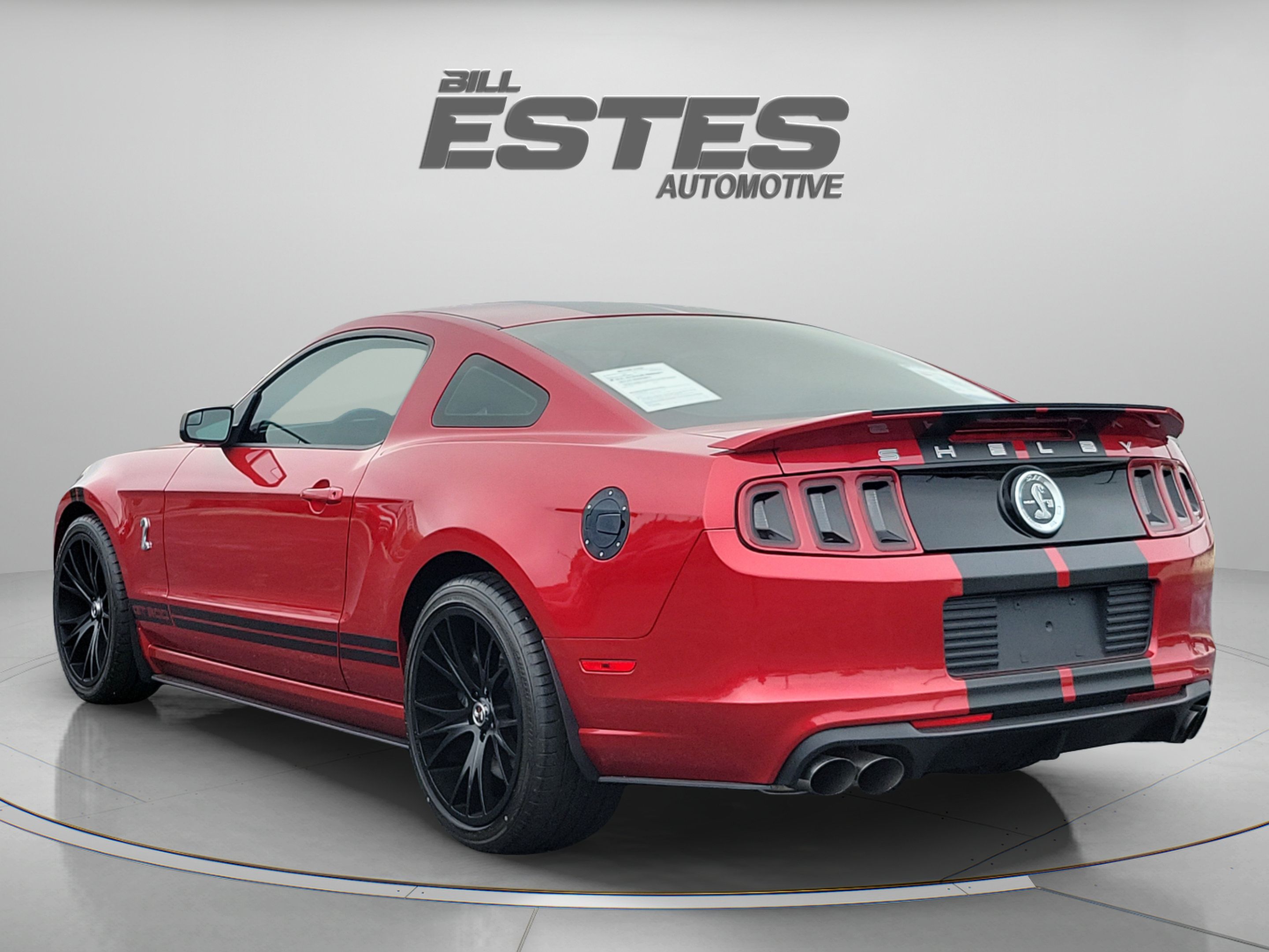 Used 2013 Ford Mustang Shelby GT500 RWD image 2