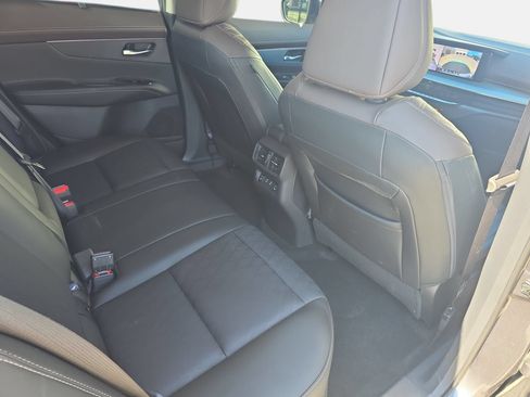 Used 2025 Nissan Murano Platinum w/ Cargo Package AWD/4WD image 11