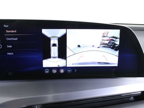 Used 2026 Cadillac Vistiq Sport image 28