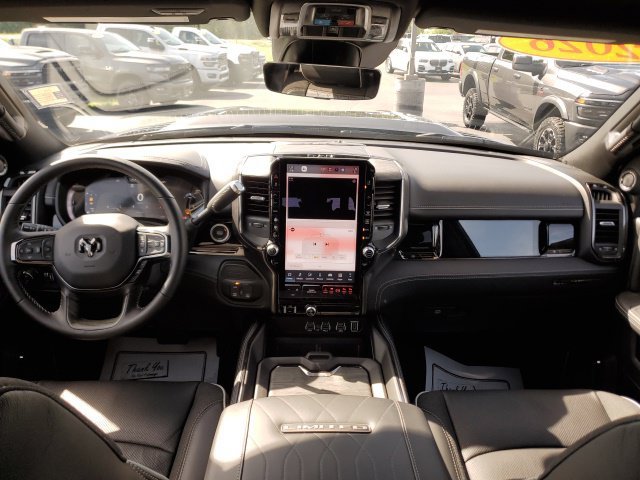 Used 2026 RAM 3500 Limited AWD/4WD image 16