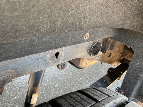 Used 2014 GMC Sierra 1500 SLT w/ Max Trailering Package AWD/4WD image 38