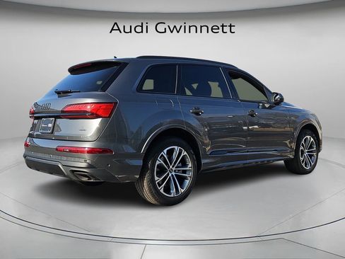 Used 2025 Audi Q7 2.0T Premium w/ Convenience Plus Package image 8
