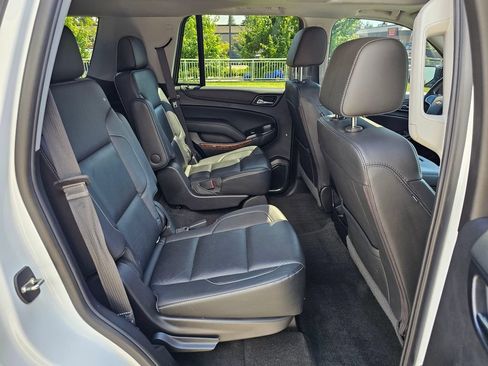 Used 2018 Chevrolet Tahoe Premier AWD/4WD image 12