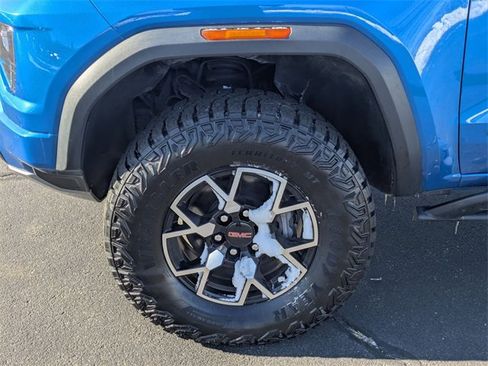 Used 2023 GMC Canyon AT4X image 10