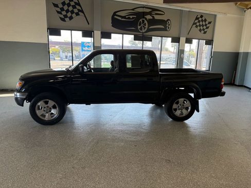 Used 2002 Toyota Tacoma PreRunner image 4