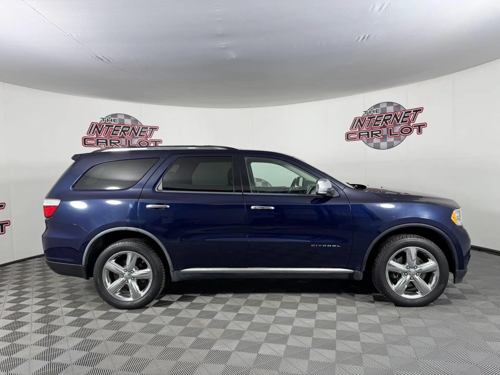 Used 2012 Dodge Durango Citadel w/ Trailer Tow Group IV AWD/4WD image 8