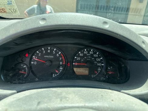 Used 2016 Nissan Frontier SV RWD image 3
