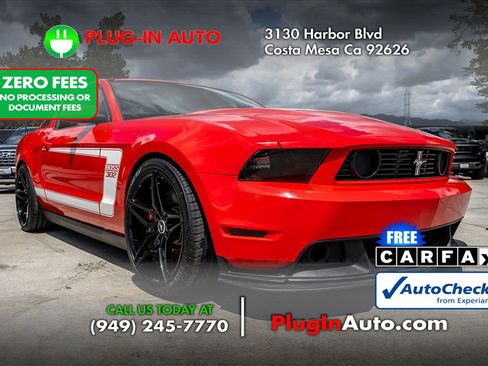 Used 2012 Ford Mustang Boss 302 w/ Boss 302 Accessory Pkg RWD image 2