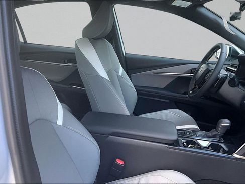 New 2026 Toyota Camry SE image 8