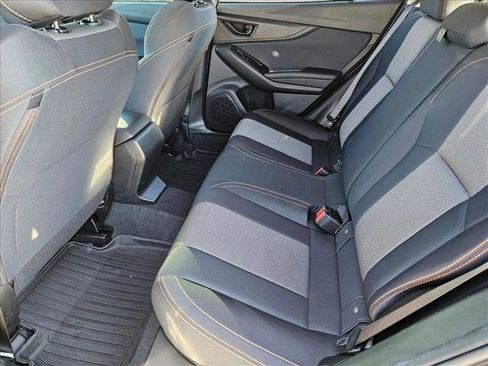 Used 2021 Subaru Crosstrek 2.0i Premium image 17