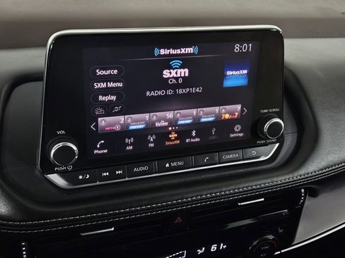 Used 2022 Nissan Rogue SV w/ SV Premium Package image 12