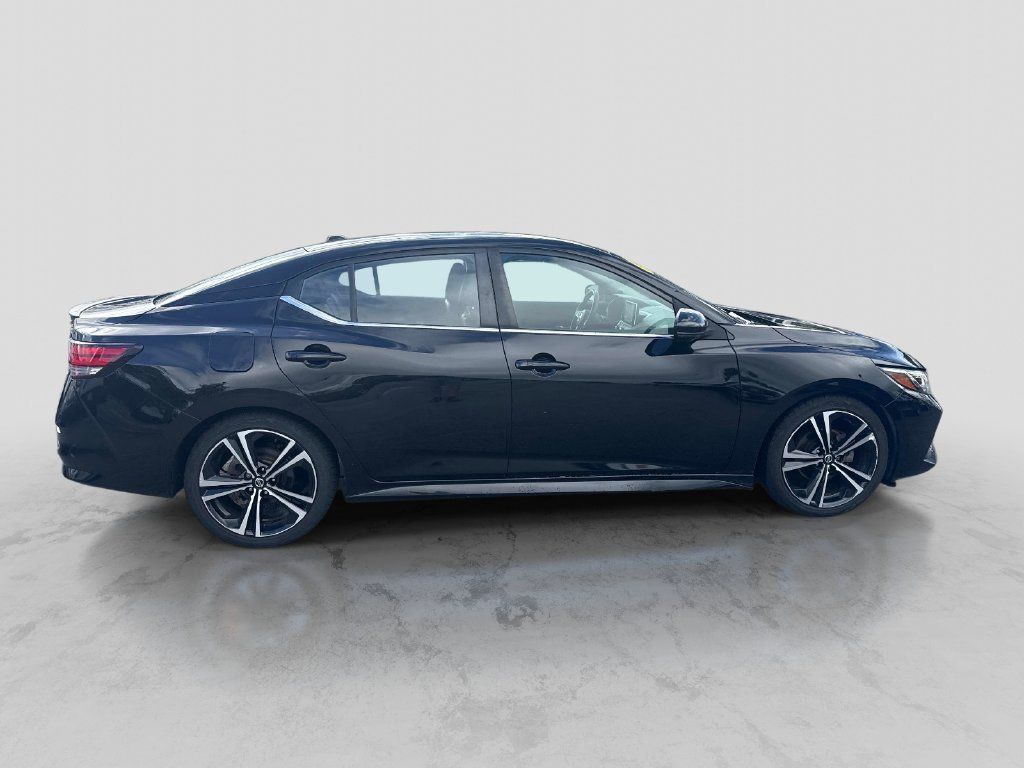Used 2020 Nissan Sentra SR w/ Premium Package FWD image 9