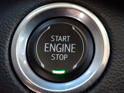 Used 2022 Buick Envision Preferred image 25