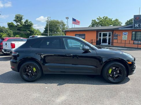 Used 2019 Porsche Macan AWD/4WD image 4