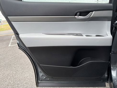 Used 2023 Hyundai Palisade SE image 23
