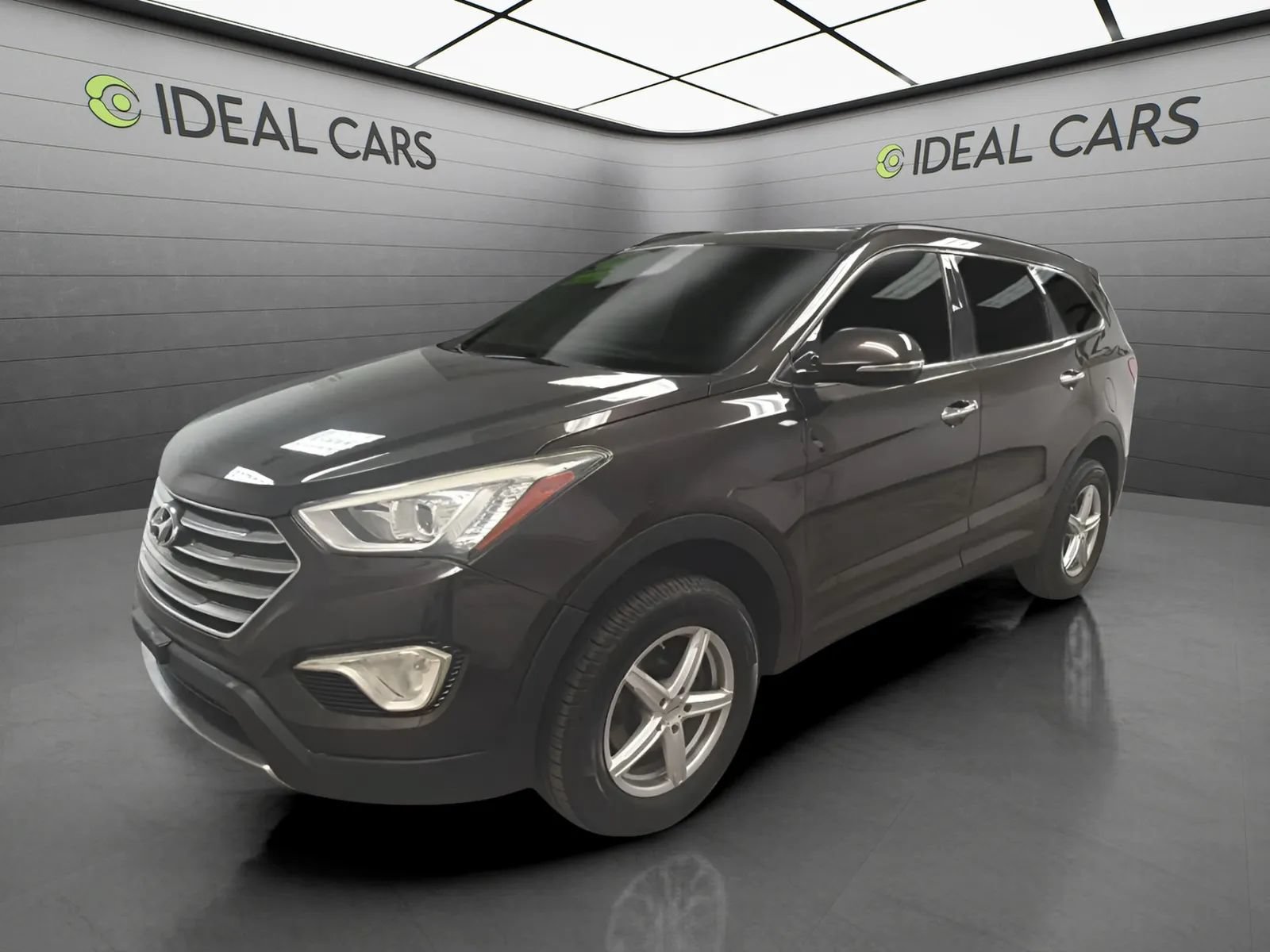Used 2016 Hyundai Santa Fe Limited AWD/4WD image 1