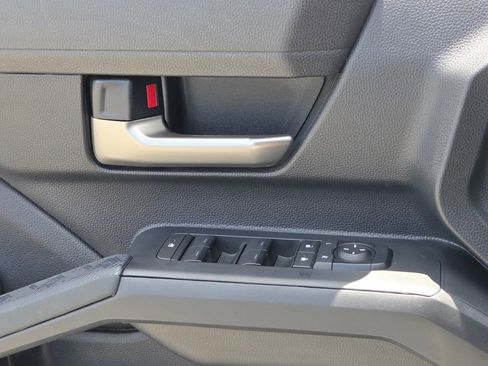 Used 2024 Toyota Tacoma TRD Sport AWD/4WD image 27