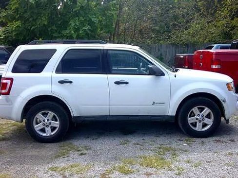 Used 2011 Ford Escape 4WD Hybrid image 11