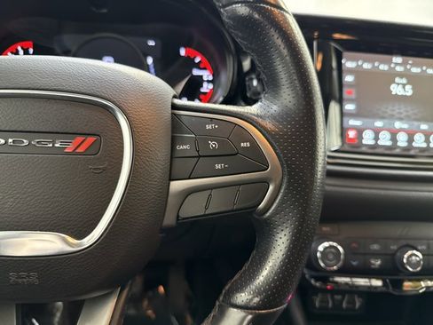 Used 2022 Dodge Durango SXT image 18