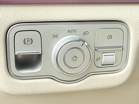 Used 2025 Mercedes-Benz GLS 450 4MATIC image 20