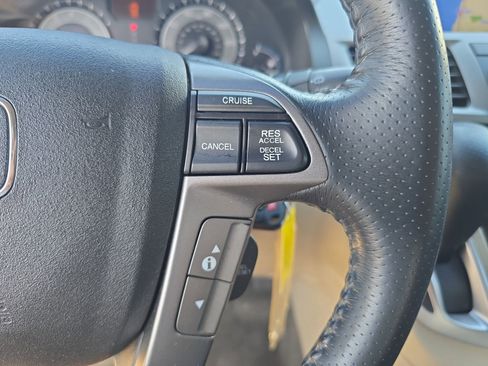 Used 2012 Honda Odyssey Touring image 24