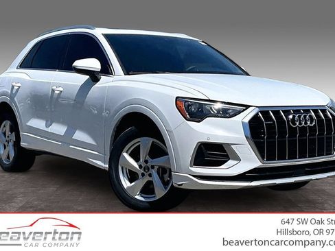 Used 2021 Audi Q3 2.0T Premium w/ Convenience Package AWD/4WD image 1