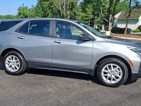 Certified 2023 Chevrolet Equinox LS FWD image 4
